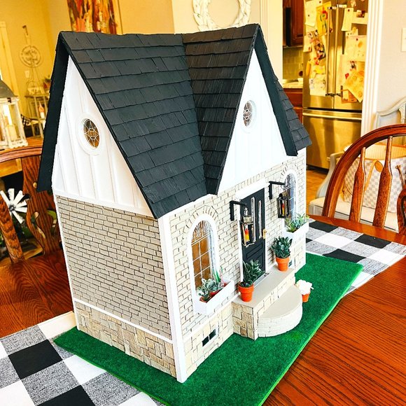 DOLL HOUSE RENO DONE! - Picture 14 of 17